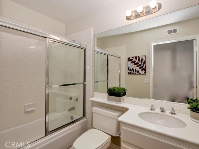 117 Costa Brava, Laguna Niguel CA: https://media.crmls.org/medias/5298f15b-2492-46f4-b47b-1b8860b7a560.jpg