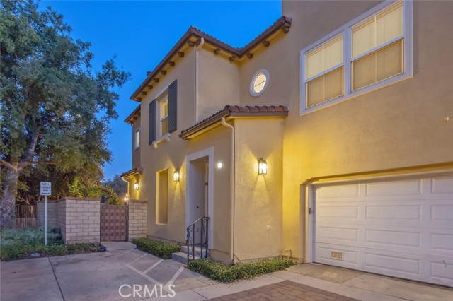27012 Fairway Lane, Valencia CA: https://media.crmls.org/medias/529a15dc-561e-4095-8d00-533e5a6083f8.jpg