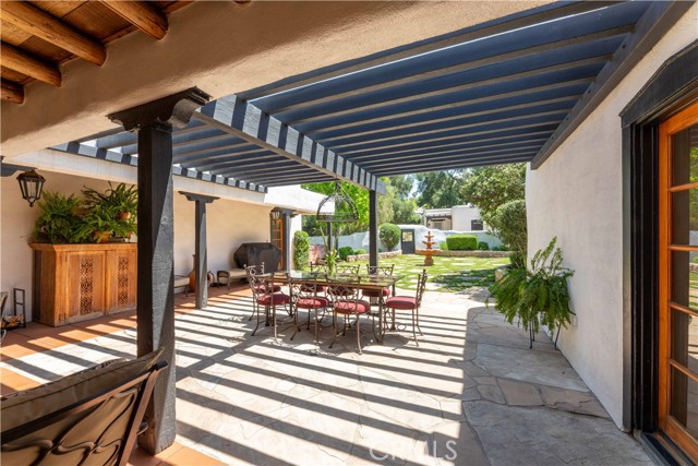 1615 Halsey Street, Redlands CA: https://media.crmls.org/medias/529a7151-6783-4230-bd59-1cc71e2566b0.jpg