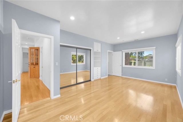 Detail Gallery Image 20 of 36 For 4031 N Virginia Rd, Long Beach,  CA 90807 - 4 Beds | 4 Baths