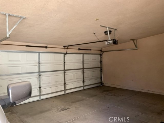 Detail Gallery Image 18 of 20 For 17088 Chatsworth St, Granada Hills,  CA 91344 - – Beds | – Baths