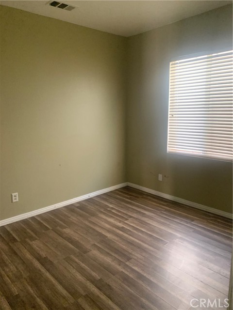 1561 Palma Bonita, Perris CA: https://media.crmls.org/medias/529baaaa-a1ba-4a39-92c1-c20498b37b16.jpg
