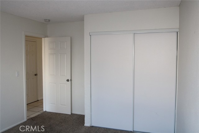38429 10th E Place, Palmdale CA: https://media.crmls.org/medias/529c1785-4a24-4e6c-b5ed-51003e2f6fb0.jpg