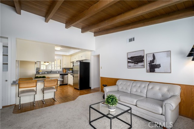 1421 Sierra Vista Drive, La Habra CA: https://media.crmls.org/medias/529c3efd-2fdd-422d-8dae-49a704375baa.jpg