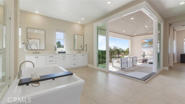 Detail Gallery Image 14 of 33 For 4971 Rideline Rd, Yorba Linda,  CA 92887 - 5 Beds | 5/2 Baths