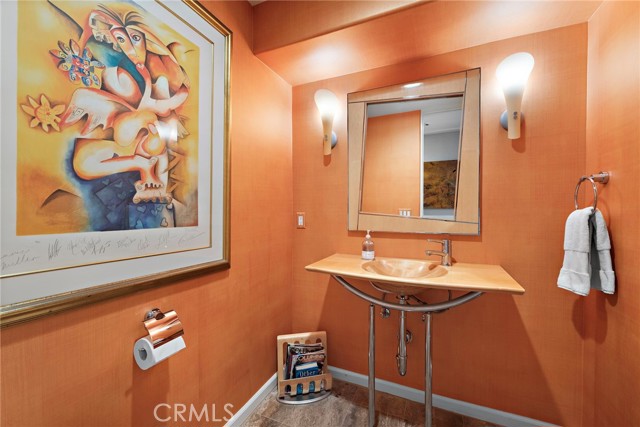Detail Gallery Image 13 of 38 For 1603 S Coast Hwy #F,  Laguna Beach,  CA 92651 - 3 Beds | 3 Baths