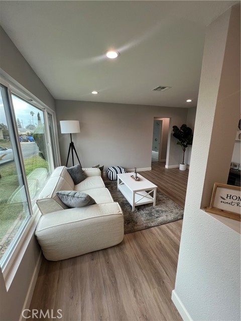 Detail Gallery Image 4 of 36 For 7211 Donnelly Ave, San Gabriel,  CA 91775 - 3 Beds | 1/1 Baths