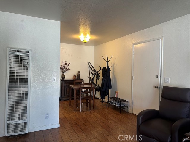 Detail Gallery Image 5 of 19 For 7478 Santa Ysabel Unit E, Atascadero,  CA 93422 - 2 Beds | 1 Baths