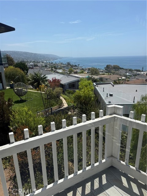 Front Image Thumbnail for CRLG26173090