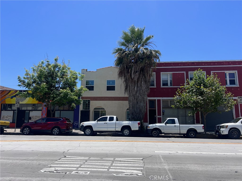 2716 W 54th Street