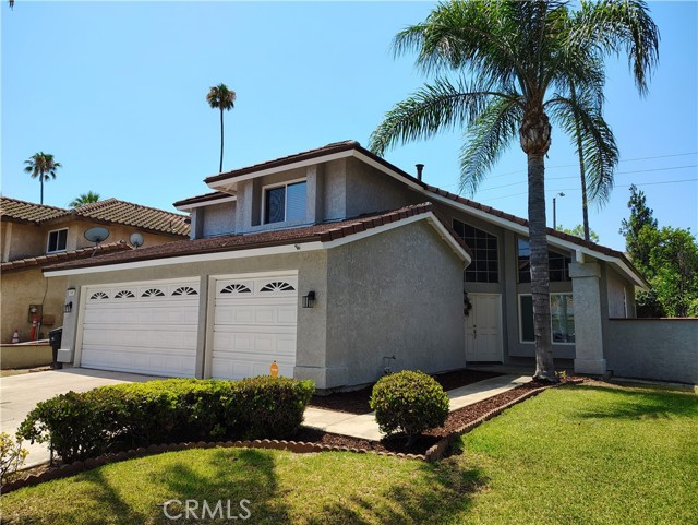 Detail Gallery Image 2 of 31 For 946 Winston Cir, Corona,  CA 92881 - 4 Beds | 3 Baths