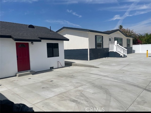 15356 Merrill Avenue, Fontana CA: https://media.crmls.org/medias/52a03eb3-d655-4b18-ba51-9cc34f1f78a6.jpg