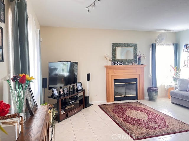 15542 Kiamichi, Apple Valley CA: https://media.crmls.org/medias/52a08a9b-a050-4659-a085-c424923b2351.jpg