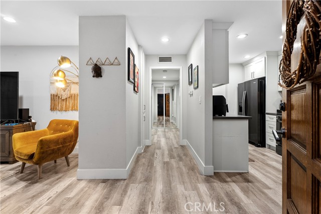 Detail Gallery Image 4 of 31 For 6600 Warner Ave #119,  Huntington Beach,  CA 92647 - 1 Beds | 1 Baths
