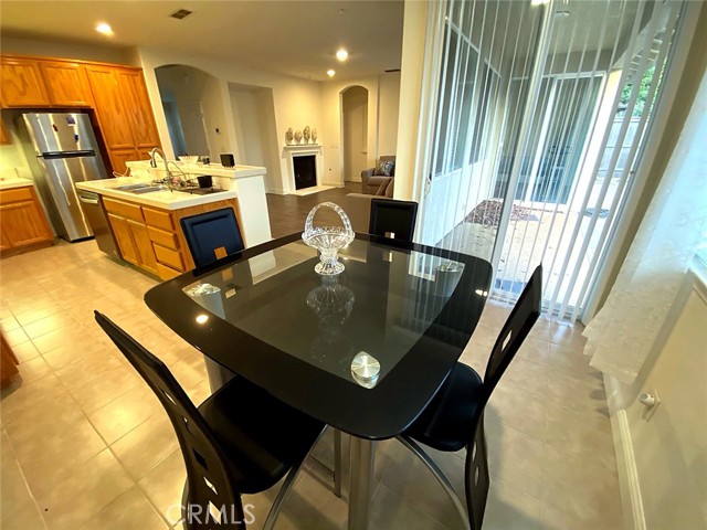 Detail Gallery Image 8 of 20 For 11704 Village Pond Way, Rancho Cordova,  CA 95742 - 3 Beds | 2 Baths