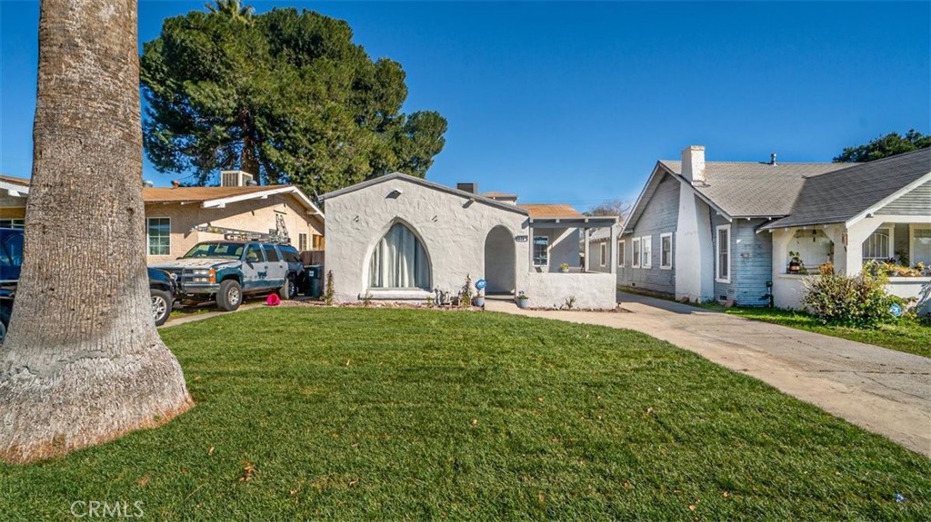 2765 N E Street, San Bernardino, CA 92405