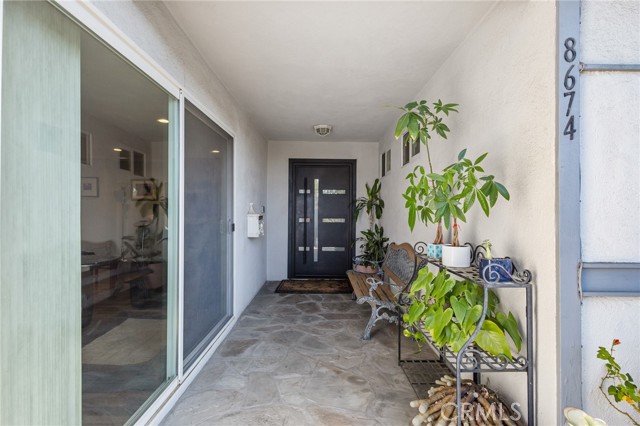 Detail Gallery Image 30 of 34 For 8674 Vine Valley, Sun Valley,  CA 91352 - 3 Beds | 2 Baths