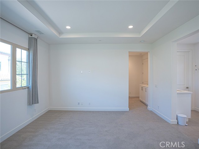 67 Tundra, Irvine CA: https://media.crmls.org/medias/52a2063c-a58c-4ffa-9f3c-021ffd2b0bba.jpg