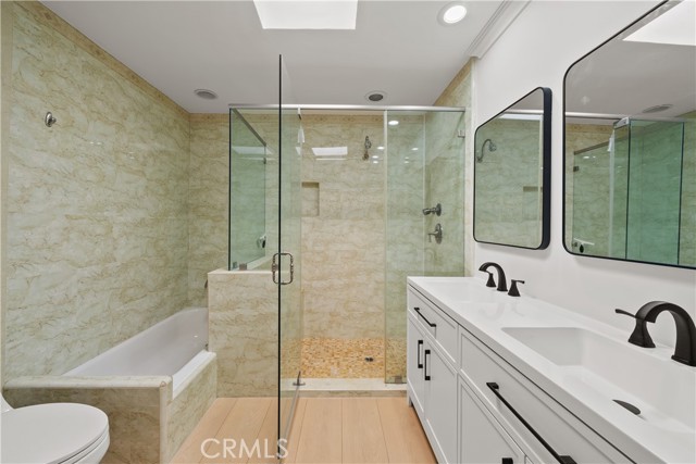 5025 Noble Avenue, Sherman Oaks CA: https://media.crmls.org/medias/52a24c8a-b84e-41ca-9084-49cb3fea21b1.jpg