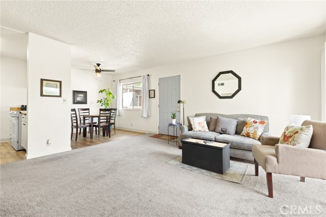 Detail Gallery Image 6 of 19 For 2220 Notre Dame #5,  Chico,  CA 95928 - 2 Beds | 1 Baths