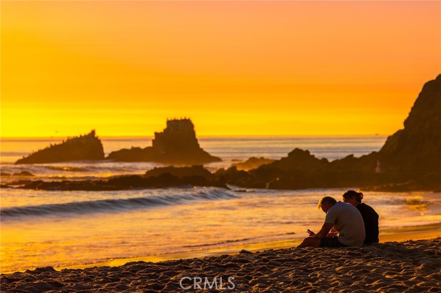 Detail Gallery Image 30 of 42 For 1287 Cliff Dr, Laguna Beach,  CA 92651 - 4 Beds | 4 Baths