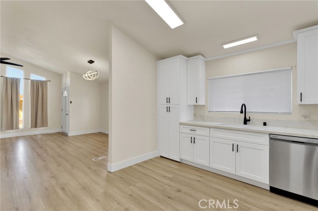 Detail Gallery Image 11 of 30 For 24939 Camino Del Norte, Barstow,  CA 92311 - 3 Beds | 2 Baths