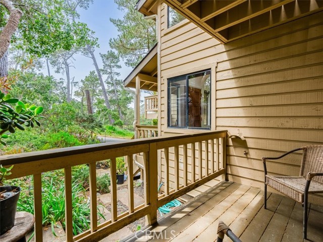 2320 Wilcombe Drive, Cambria CA: https://media.crmls.org/medias/52a2d2d5-8fa1-4cc1-bfaa-9954fefd0ee3.jpg
