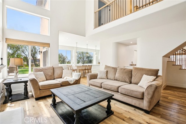 21391 Birdhollow Drive, Trabuco Canyon CA: https://media.crmls.org/medias/52a340fb-7be8-4f43-b772-5137ca6ed782.jpg