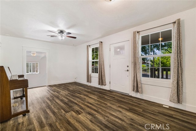 1617 Hemlock Street, Chico CA: https://media.crmls.org/medias/52a3a53d-f33f-4185-82f4-bd2a34b8d265.jpg