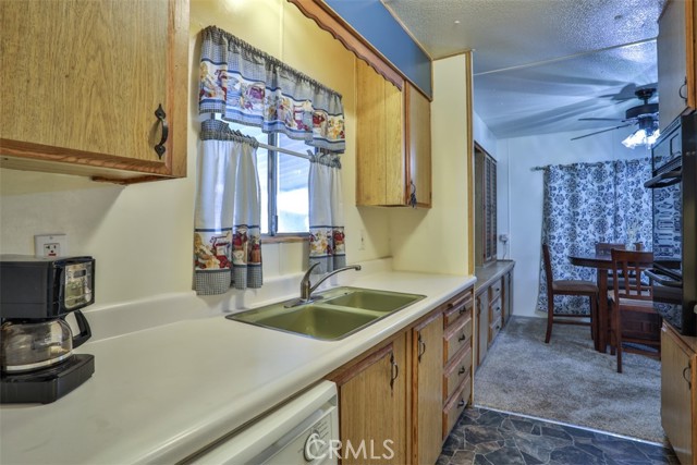 Detail Gallery Image 16 of 50 For 2755 Arrow Hwy #175,  La Verne,  CA 91750 - 2 Beds | 2 Baths