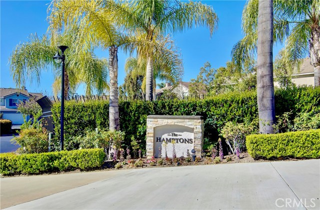15 Sydney Court, Aliso Viejo CA: https://media.crmls.org/medias/52a43b03-7599-464f-a484-4b8cdd22ac3f.jpg