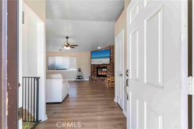 Detail Gallery Image 27 of 39 For 15189 Tonikan, Apple Valley,  CA 92307 - 3 Beds | 2 Baths