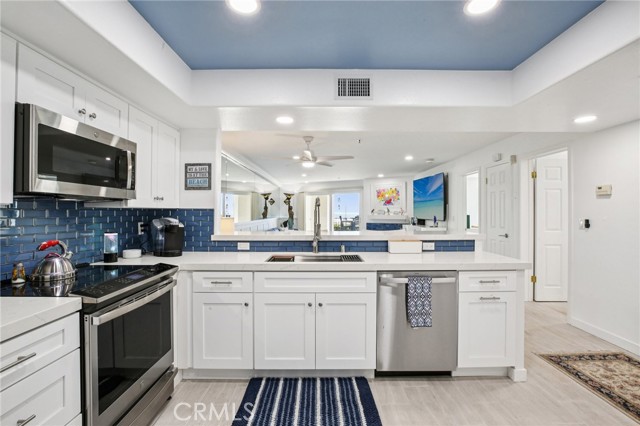 Detail Gallery Image 10 of 37 For 200 Pacific Coast #130,  Huntington Beach,  CA 92648 - 1 Beds | 1 Baths
