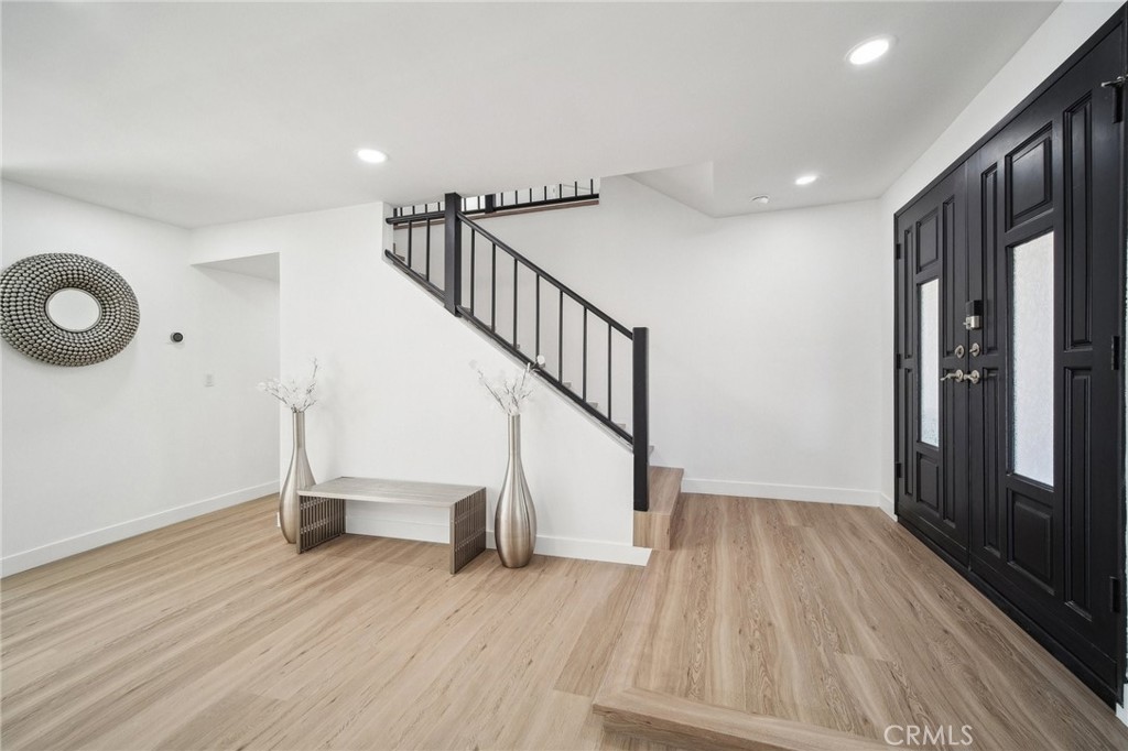 MLS #SR25258509 image #4