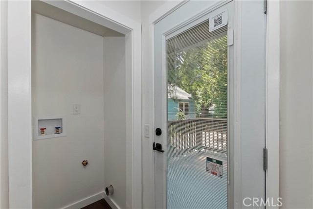 Detail Gallery Image 13 of 32 For 23984 Straight Way, Crestline,  CA 92325 - 2 Beds | 1 Baths