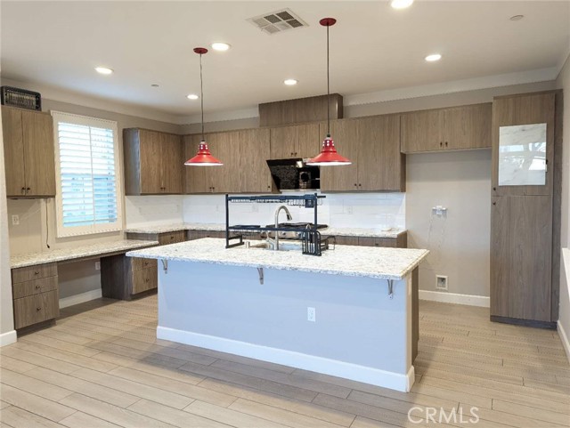 Detail Gallery Image 3 of 14 For 3290 E Yountville Dr #6,  Ontario,  CA 91761 - 3 Beds | 2/1 Baths