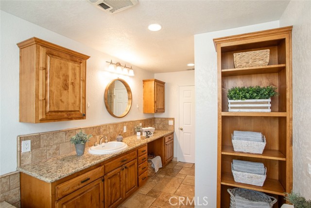 Detail Gallery Image 25 of 41 For 7975 E Altair Ln, Anaheim Hills,  CA 92808 - 5 Beds | 2/1 Baths