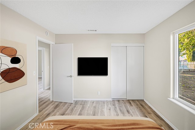 Detail Gallery Image 14 of 24 For 16395 Allthorn, Hesperia,  CA 92345 - 4 Beds | 2 Baths