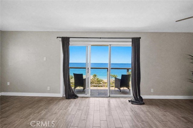 Front Image Thumbnail for CRLG26183137
