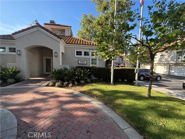 Detail Gallery Image 1 of 8 For 4240 Lost Hills Rd #2704,  Agoura Hills,  CA 91301 - 2 Beds | 2 Baths