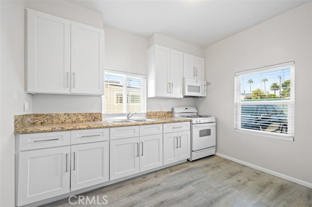 Detail Gallery Image 8 of 16 For 112 W Adele St #C1,  Anaheim,  CA 92805 - 2 Beds | 1 Baths