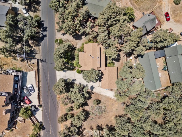 Detail Gallery Image 5 of 47 For 2712 Tirol Dr, –,  CA 93225 - 3 Beds | 2 Baths