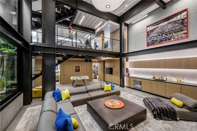 4320 The Strand, Manhattan Beach CA: https://media.crmls.org/medias/52ad31bb-b2b4-49ca-a9a5-4e3d62a3a64c.jpg