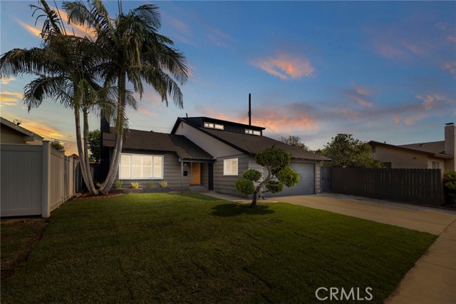 1239 W Cassidy Street, Gardena CA: https://media.crmls.org/medias/52ad8c84-5efc-49c4-b533-fe1f79657da9.jpg