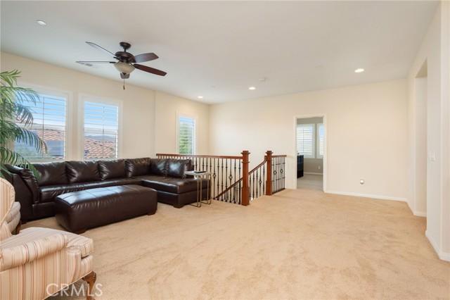 Detail Gallery Image 36 of 52 For 20530 Cheryl Ln, Saugus,  CA 91350 - 5 Beds | 4 Baths