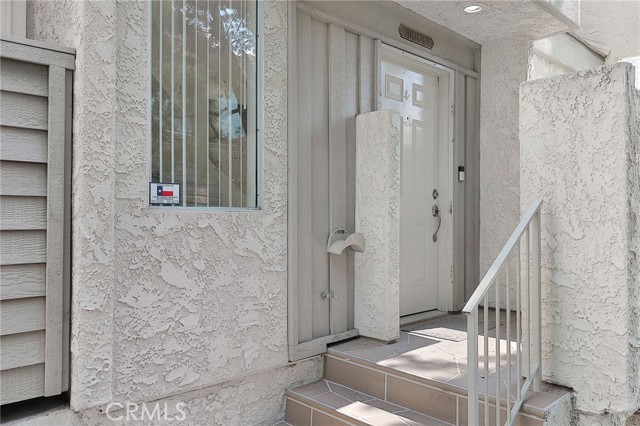 Detail Gallery Image 3 of 14 For 11818 Moorpark St #X,  Studio City,  CA 91604 - 2 Beds | 2/1 Baths