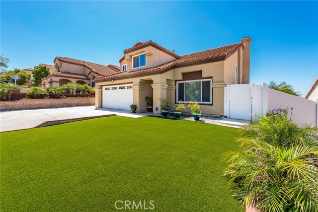 22075 Naples Drive, Moreno Valley CA: https://media.crmls.org/medias/52afe786-d724-4eb7-833f-fde6605a54de.jpg