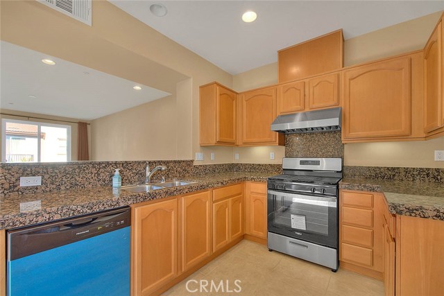 Detail Gallery Image 13 of 57 For 17871 Shady View #1103,  Chino Hills,  CA 91709 - 3 Beds | 3/1 Baths