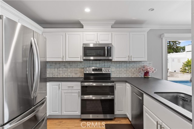 22361 Torino, Laguna Hills CA: https://media.crmls.org/medias/52b081cb-f5e2-403b-a5cd-48876254bb55.jpg