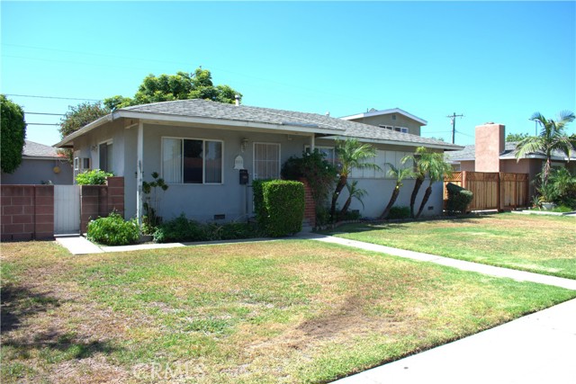 1522 E Broadway, Anaheim CA: https://media.crmls.org/medias/52b08fe4-8e4d-4621-9988-dde98feb6a4a.jpg